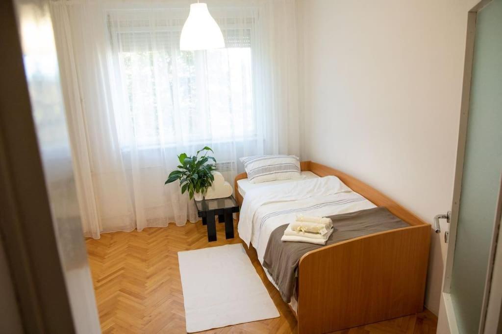Dora Apartment Ni المظهر الخارجي الصورة