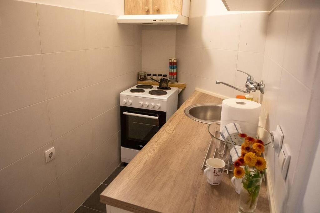 Dora Apartment Ni المظهر الخارجي الصورة